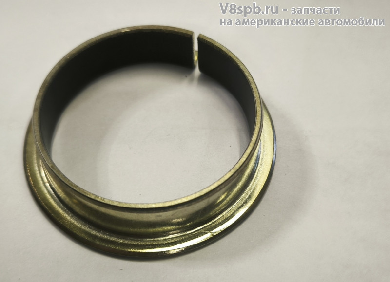 335067 Втулка входного вала раздатки 